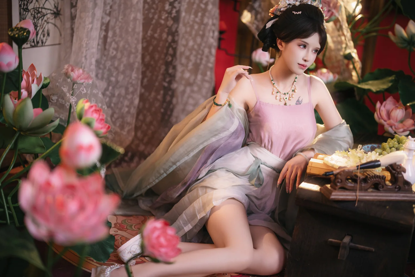 鹿八岁baby_No_107_粽你枕相思_130P,79GIF,1V_1_95GB tg@simisebaisi 【丝足阁】014.webp